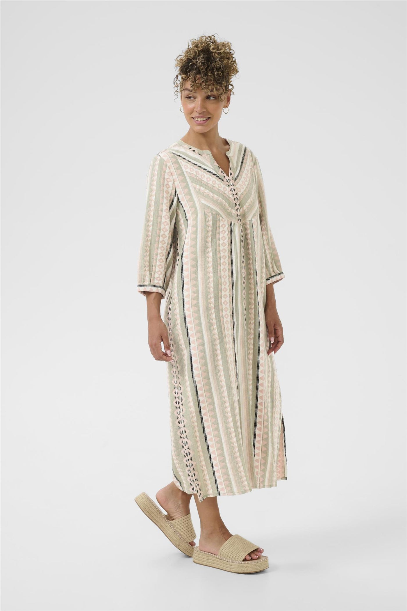 Sola Kaftan