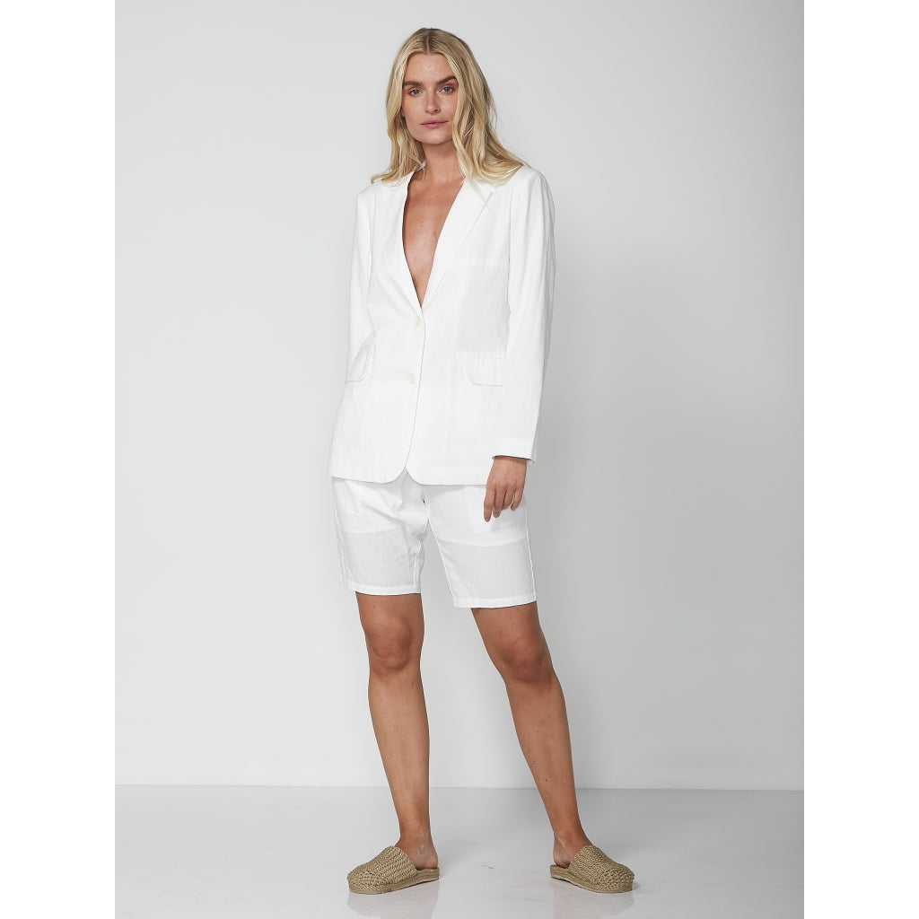 Pia Blazer