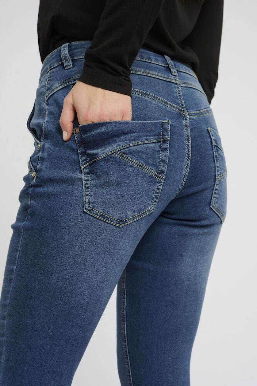 Sandy jeans, Baiily fit