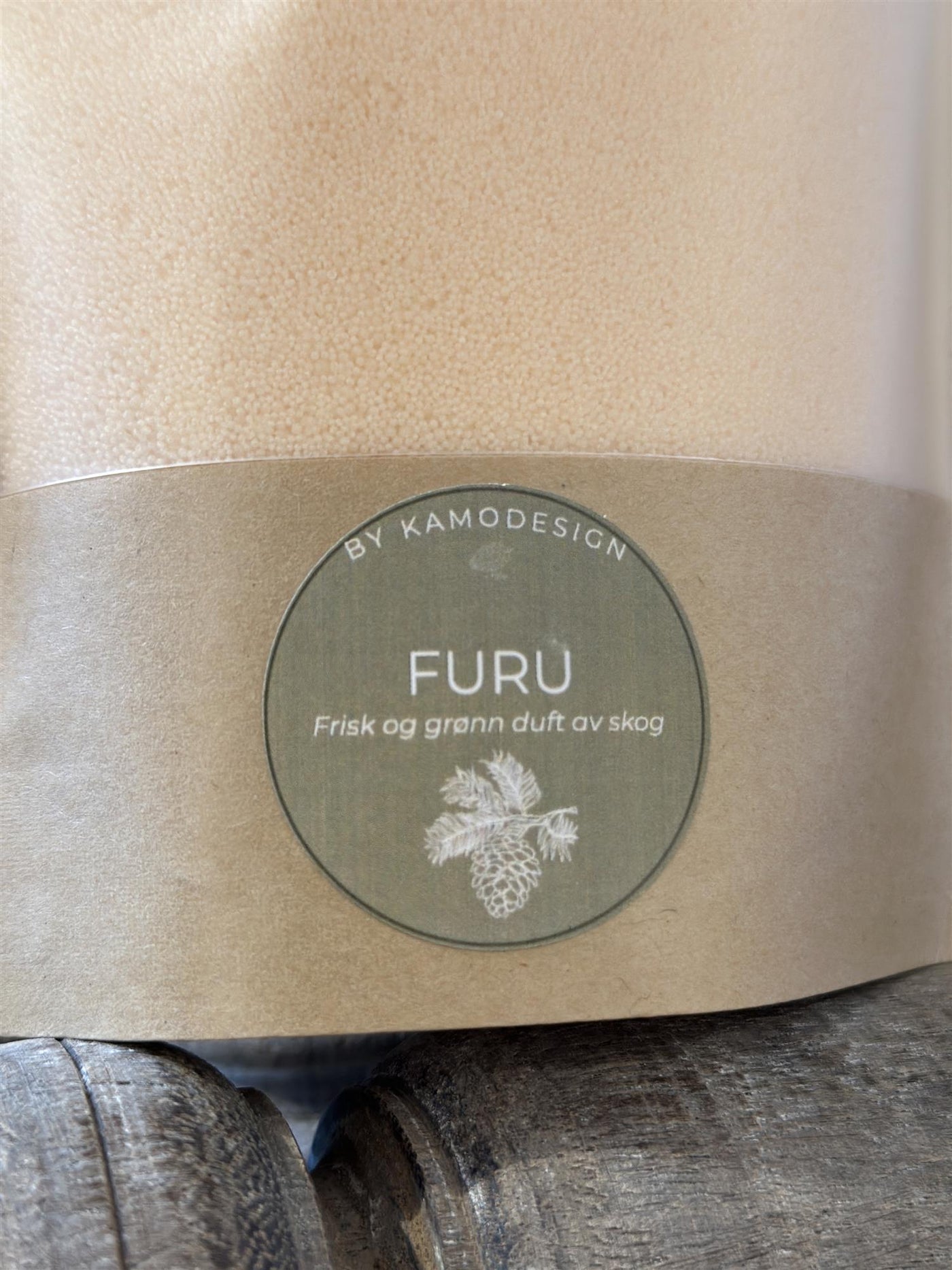 Aurela stearinlyssand Furu