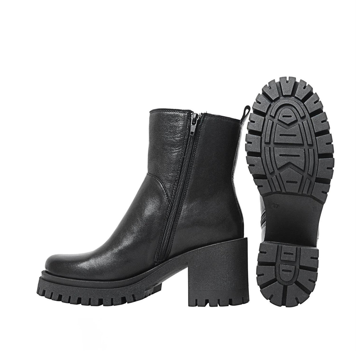 Ylva Ankle Boots