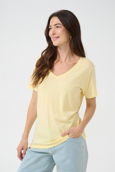 Naia T-shirt